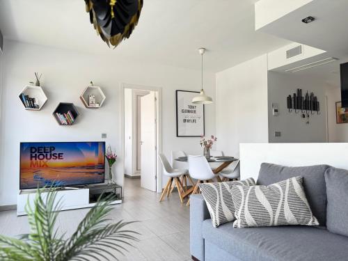 Fun Holiday Apartment Punta Prima