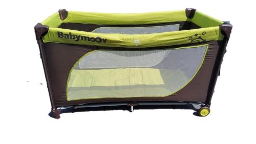 a baby shower cart with a yellow top at L'Explorer Rennes Métropole in Betton