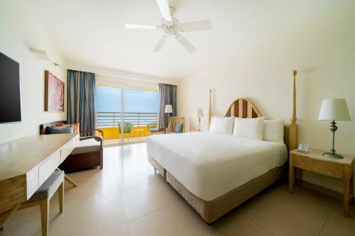 Postel nebo postele na pokoji v ubytování Iberostar Selection Playa Mita - All Inclusive