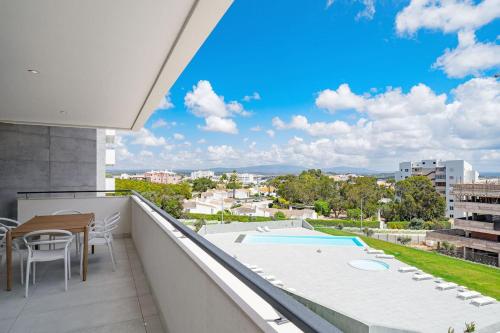 BreNia Luxury 3 bedrooms Near Beach and Old Town