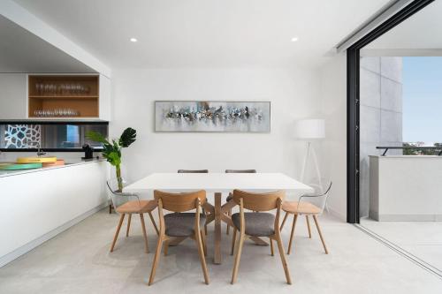 BreNia Luxury 3 bedrooms Near Beach and Old Town