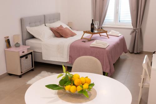 Pupi Studio Apartment Trogir