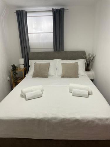 Room Jakov
