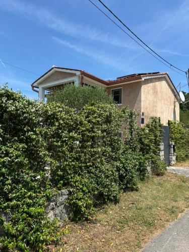 Wellness House Oliva, Heated Pool, Sauna and Jacuzzi