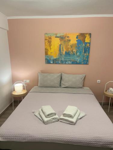 Stylish, comfortable, basement loft-like apartment with amenities