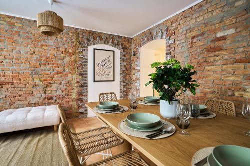 Urban Base Apartment for 9 in Berlin Mitte photo 6