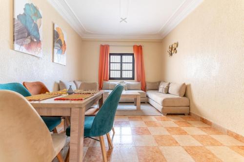 Ruang duduk di Appartement à Marrakech
