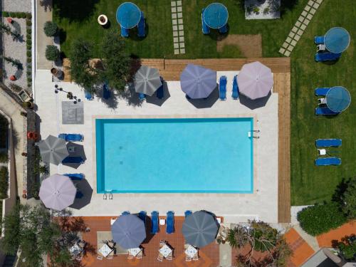 Bazén v ubytování Creteco Hotel & Suites nebo v jeho okolí