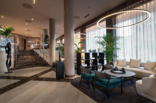 Posedenie v ubytovaní Crowne Plaza Milan City by IHG