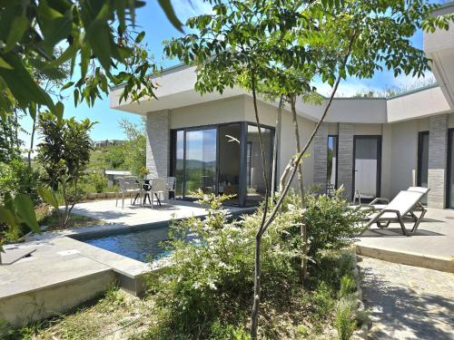 Rodon Private Pool Villa 277