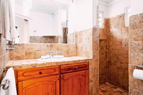 Un baño de Les Balcons d'Oyster Pond