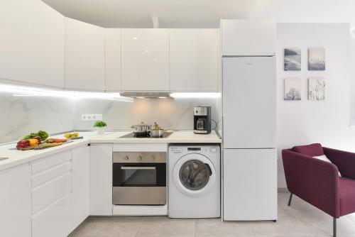 A bright and modern apartment