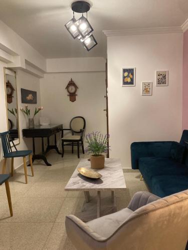 Bella's apartment
