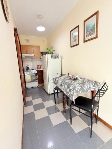 Η κουζίνα ή μικρή κουζίνα στο Appart Hotel Garay