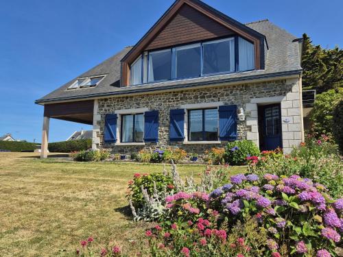 Apartment in Pordic near Sandy Beach