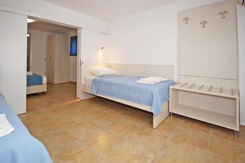 Gallery image of Garden View Apartments in Neos Marmaras