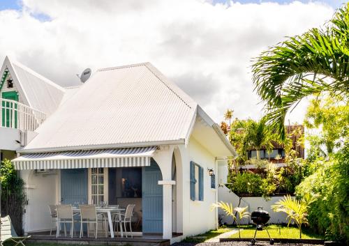 Les Embruns, appartement à la plage, 500m du lagon