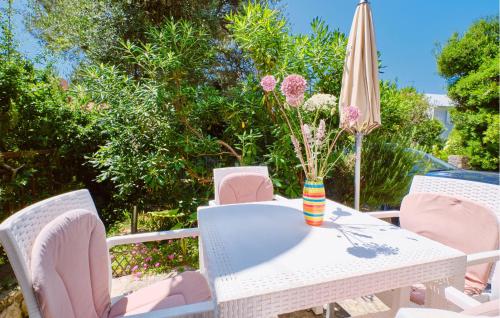 Nice Apartment In Mali Losinj With Wifi