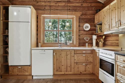 Fotografie z fotogalerie ubytování Nordic Log Cabin With Views Over The Fields v destinaci Hals