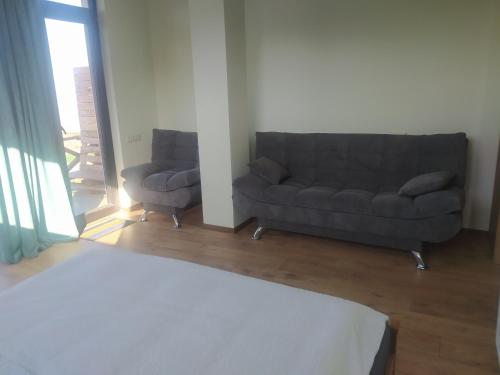 Posezení v ubytování Hotel Shindisi Inn Tbilisi