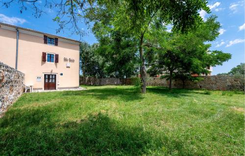 1 Bedroom Stunning Home In Bale