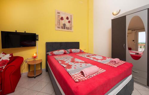 Beautiful Apartment In Pula With Swimming Pool
