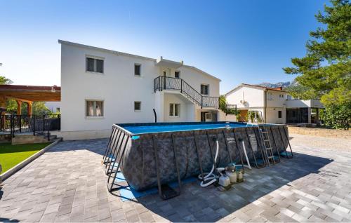 Awesome Home In Seline With Wifi