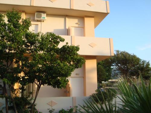 Το κτήριο όπου στεγάζεται  ο ξενώνας