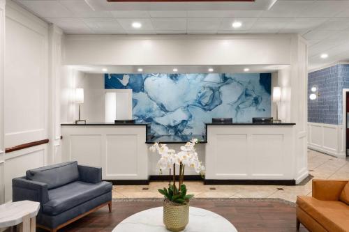 Гостиная зона в Wyndham Garden Fort Walton Beach Destin