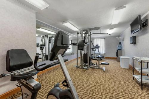 a fitness room with a gym with tread machines at Quality Inn Selinsgrove in Selinsgrove