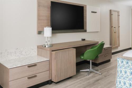 Hyatt Place Panama City Beach - Beachfront photo 61