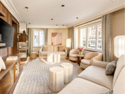 Merveil - Signature Suite - Eiffel Tower terrace