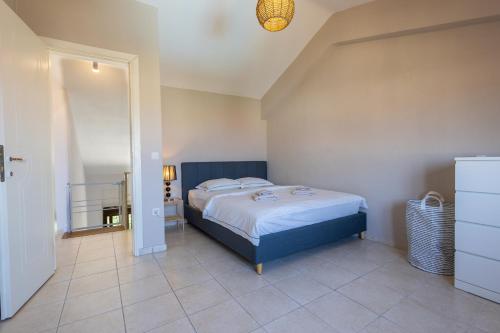 Veranda Seaview Residence