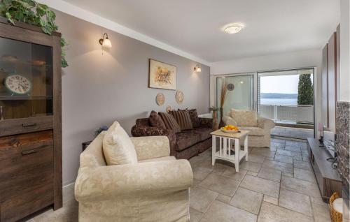 Cozy Apartment In Dramalj With Wifi