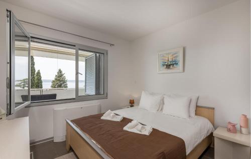 Cozy Apartment In Dramalj With Wifi