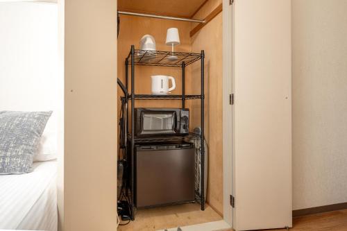 アスピア502 7-minute walk from Nishi-Sugamo Station 9-minute walk from Sugamo Station 1-minute walk from Koshinzuka WiFi available