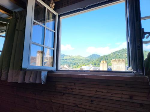 Nespecifikovaný výhled na hory nebo výhled na hory při pohledu z bed and breakfast