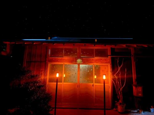 Fotografie z fotogalerie ubytování 1日1組限定一棟貸しヴィラ-Seaside Magic Villa- シーサイドマジックヴィラ- 幻想的な光とサウンドに包まれる非日常体験貸切宿 v destinaci Nishime
