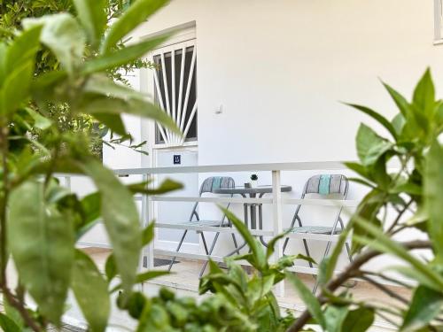 Walking Distance to the Beach - El Greco Apartments No 15