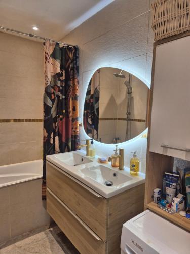 Grand appartement près de la mer