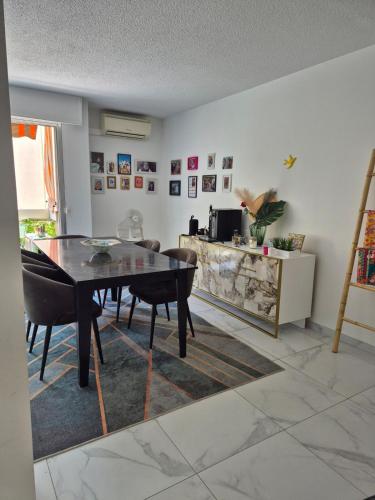 Grand appartement près de la mer