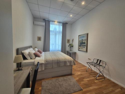 Superior Seaview Apartment