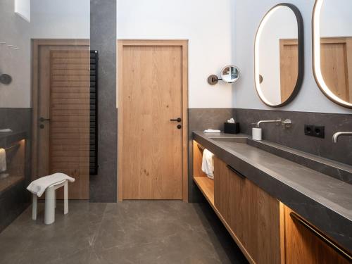 Kuchyň nebo kuchyňský kout v ubytování Alpine Nature Hotel Stoll