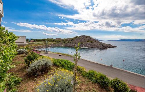 Nice Apartment In Sveti Juraj With Wifi