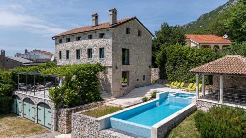 Villa Stone by aneo travel