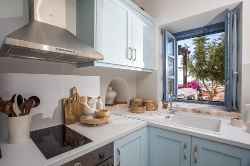 Kuchyň nebo kuchyňský kout v ubytování Anteli Luxury Villa