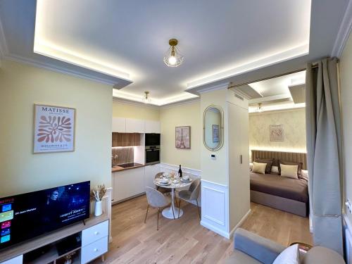 Spacious studio 4* - 31 sqm - Tour Eiffel / Parc des Expositions - 3p