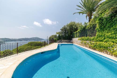 MY CASA - VILLEFRANCHE RESTANQUES - Panoramic sea view 2 bedrooms Swimming pool