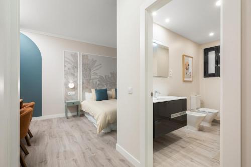 Exclusive apartment in San Bernardo by Cómodo Madrid