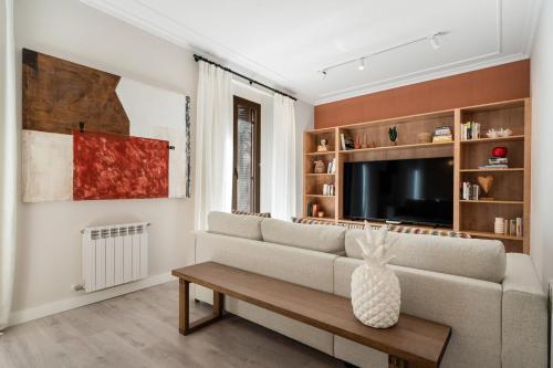 Exclusive apartment in San Bernardo by Cómodo Madrid